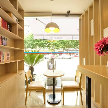 Hanting Hotel Zhuhai Qinglu Middle Road Екстериор снимка